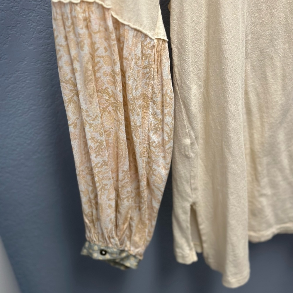 FREE PEOPLE Jade Long Sleeve Contrast Print Pattern Top. Size S. - Picture 7 of 15